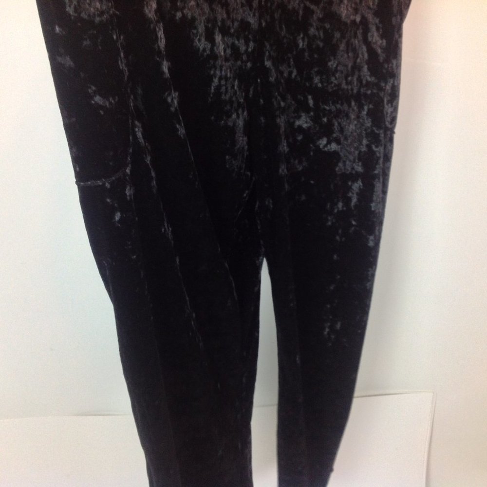 New Hem & Thread Stretch Velvet Velour Romper L - Picture 3 of 6
